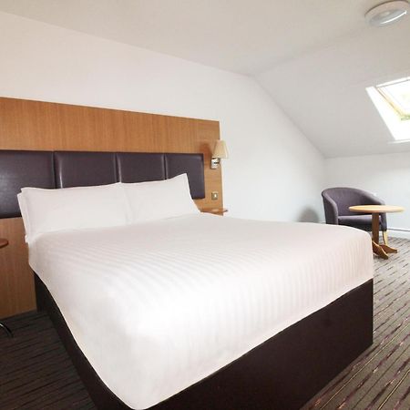 Orchid Epsom; Sure Hotel Collection By Best Western Luaran gambar