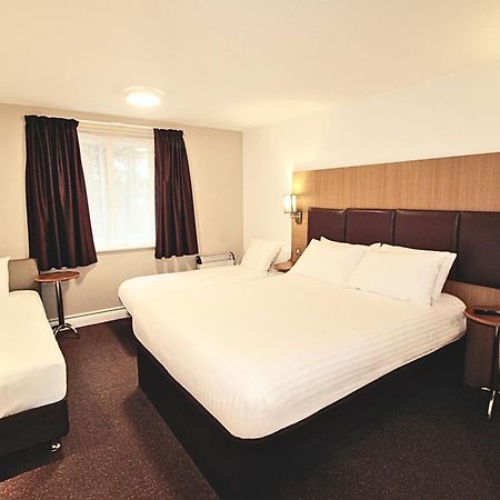 Orchid Epsom; Sure Hotel Collection By Best Western Luaran gambar