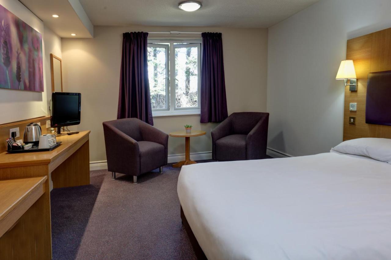 Orchid Epsom; Sure Hotel Collection By Best Western Luaran gambar